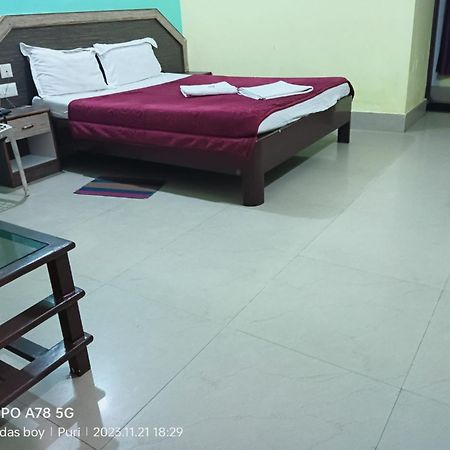 Hotel D2 Holiday Inn -Near Niladri Sea Beach - Puri - Official Verified 외부 사진